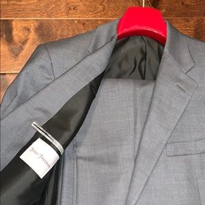 Medium Grey Hickey Freeman Suit